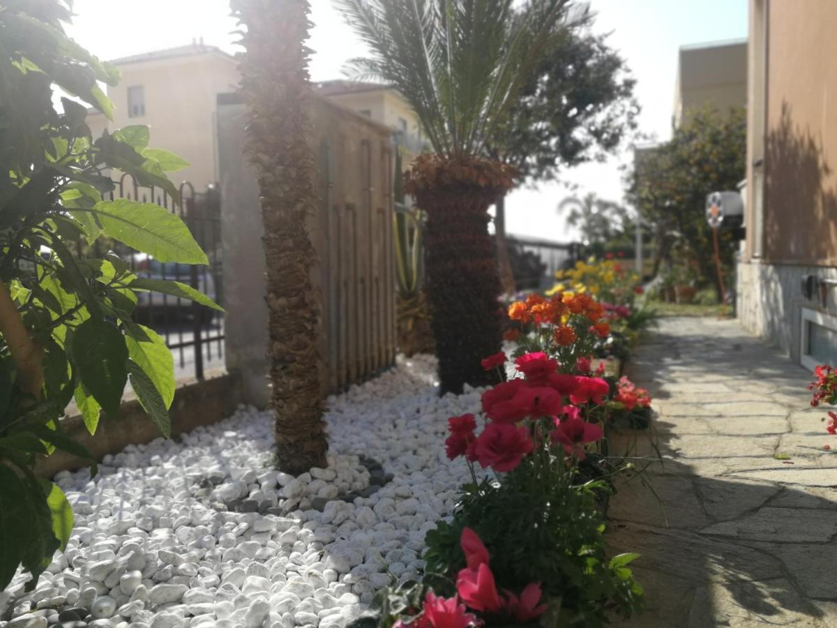 Dianostellamarina Diano Marina Esterno foto